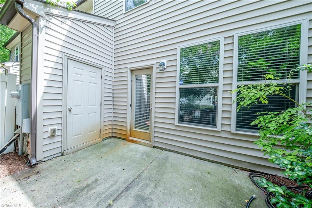9814 Precious Stone Drive Property Photo 30