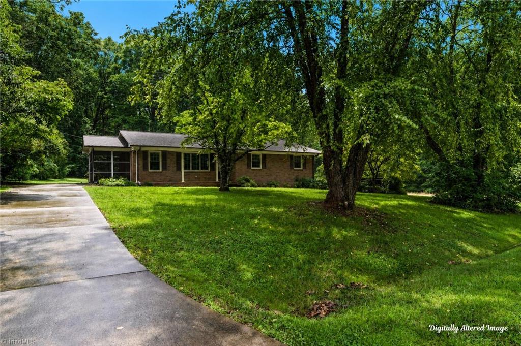 153 Shady Lane Property Photo 3