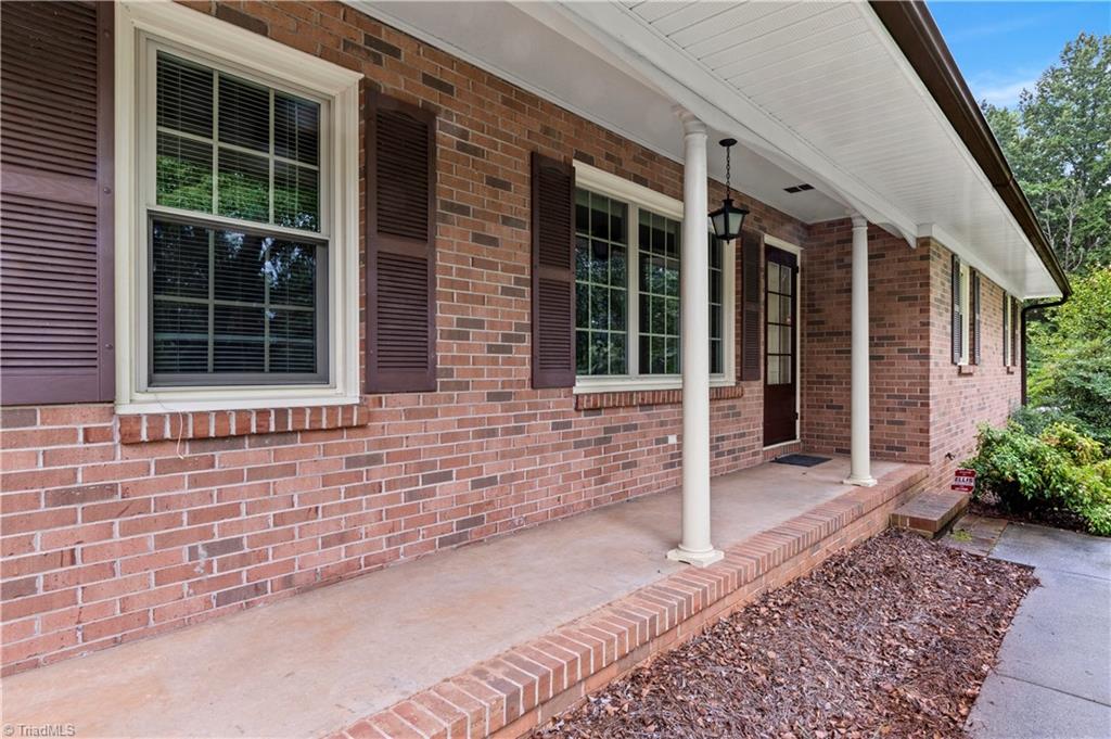 153 Shady Lane Property Photo 6