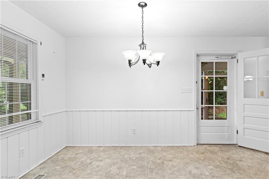 153 Shady Lane Property Photo 10
