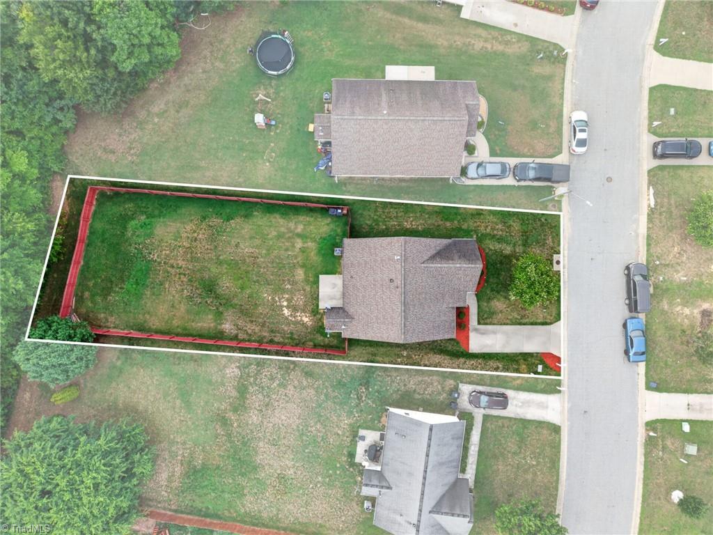 1575 Farningham Lane Property Photo 33