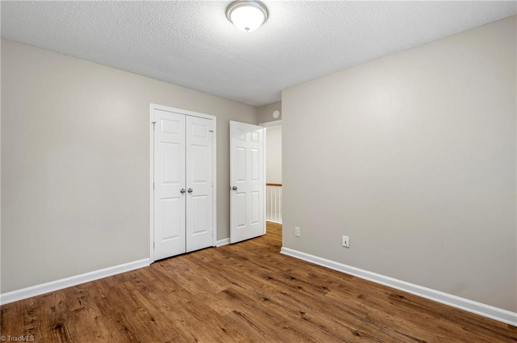 2320 Meadow Gate Drive Property Photo 27