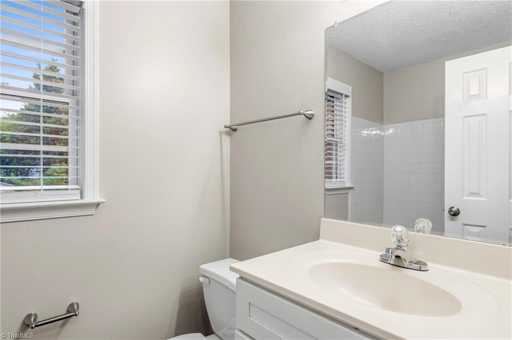 2320 Meadow Gate Drive Property Photo 28