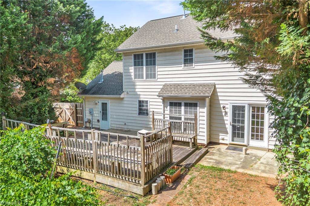 2320 Meadow Gate Drive Property Photo 36