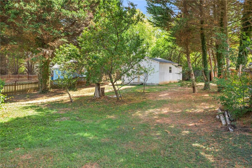 2320 Meadow Gate Drive Property Photo 38