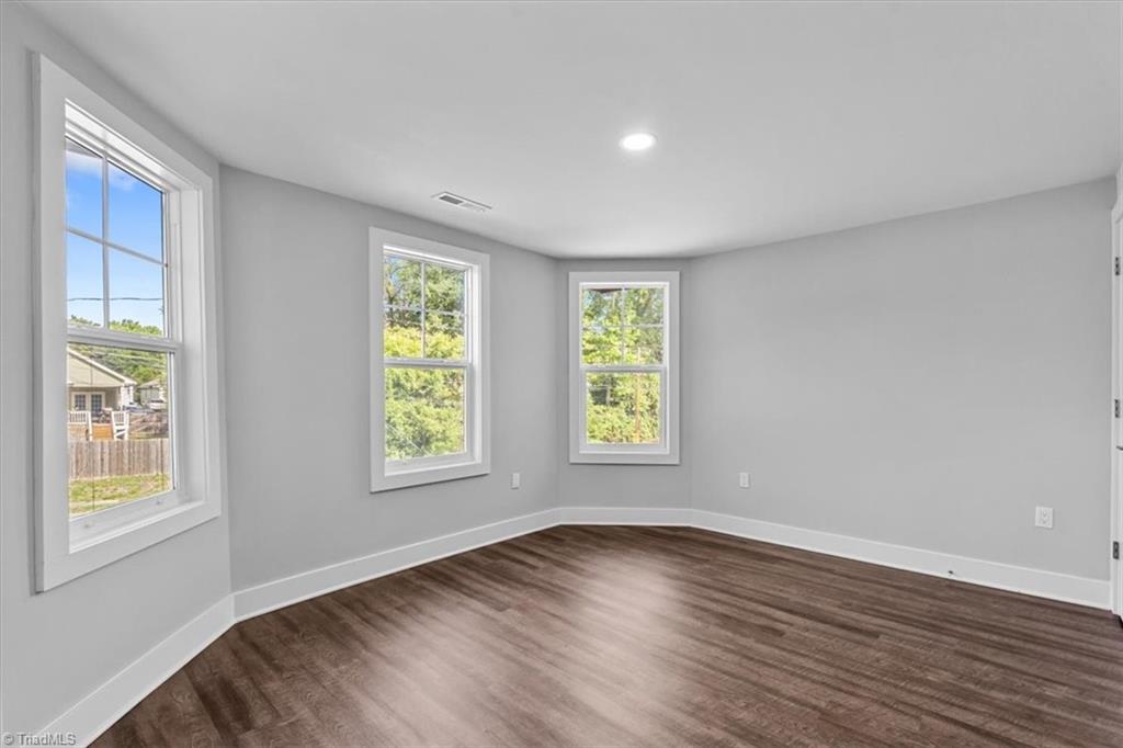 805 Bennett Street Property Photo 29