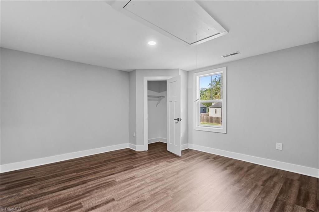 805 Bennett Street Property Photo 32