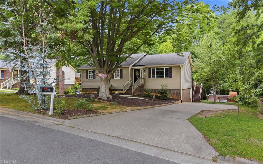 3402 Tagus Drive Property Photo 2