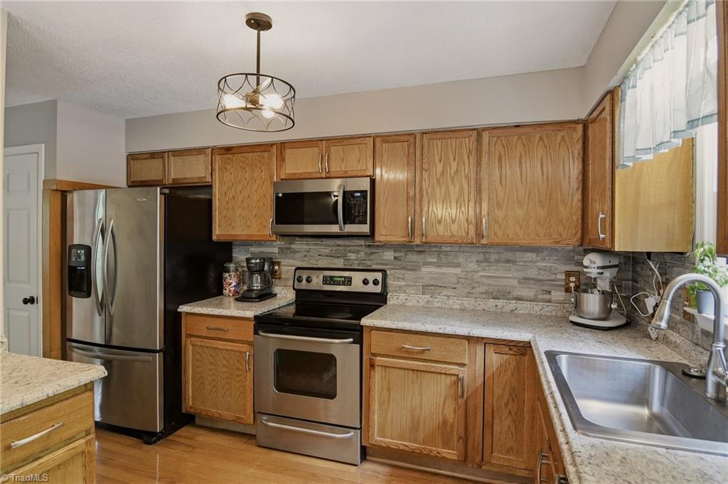 3402 Tagus Drive Property Photo 13