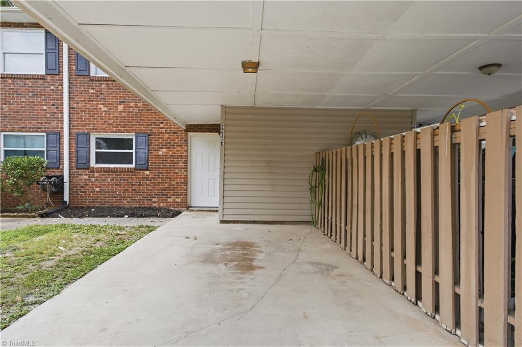 2215 Shadow Valley Road # C Property Photo 4
