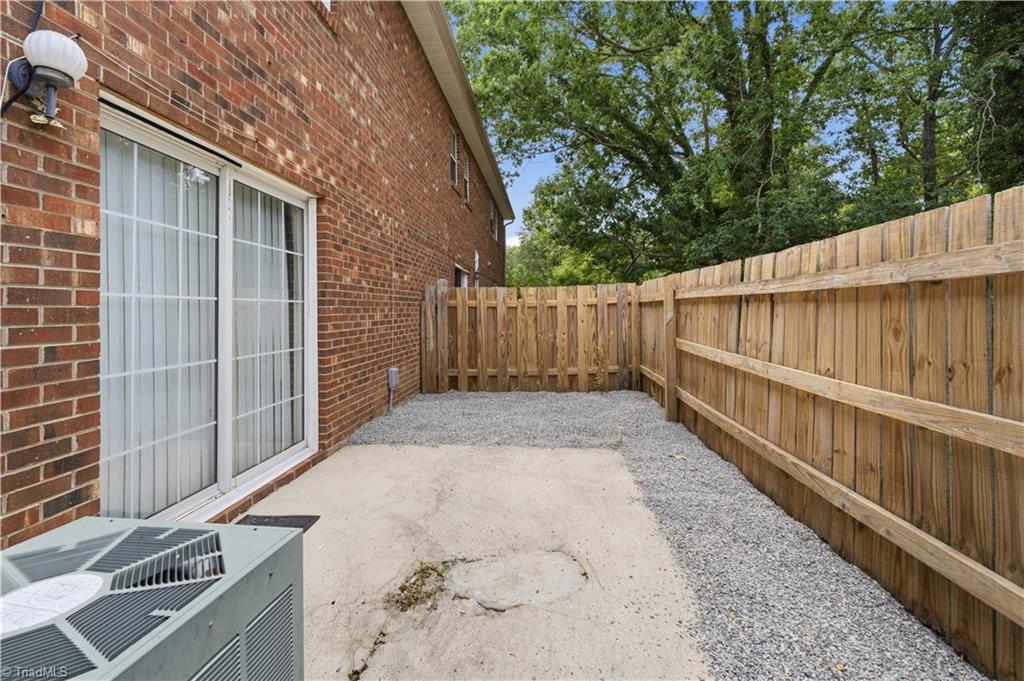 2215 Shadow Valley Road # C Property Photo 44