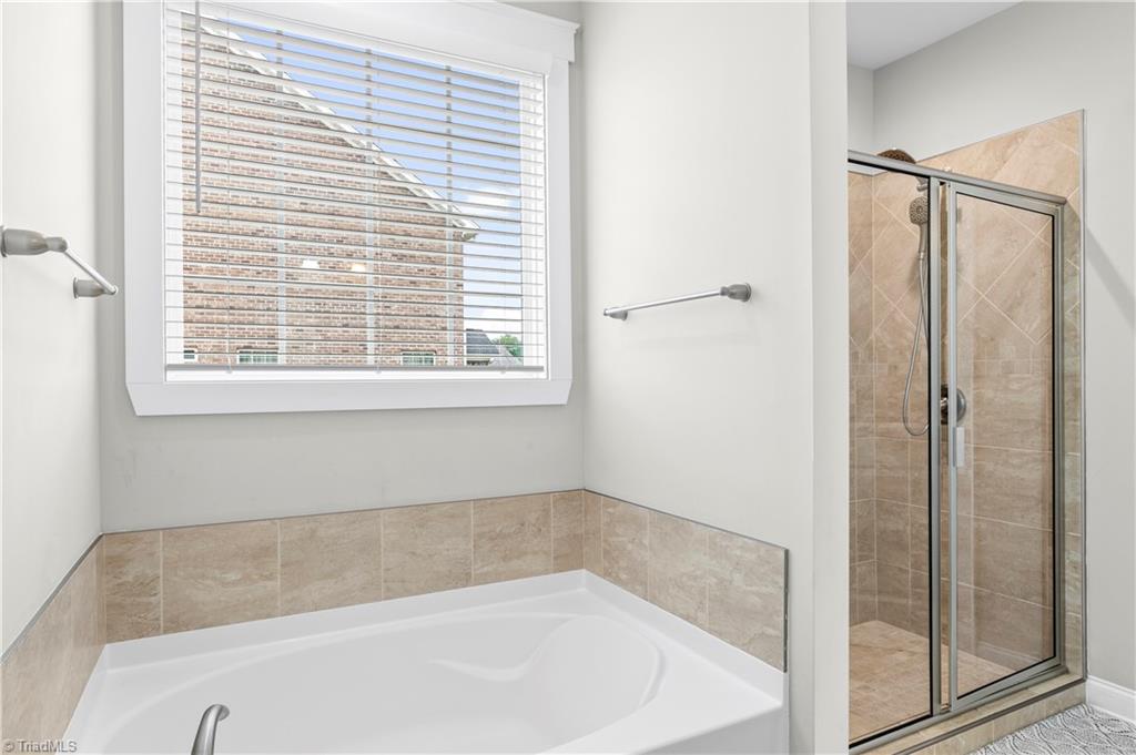 8003 Hacker Drive Property Photo 17