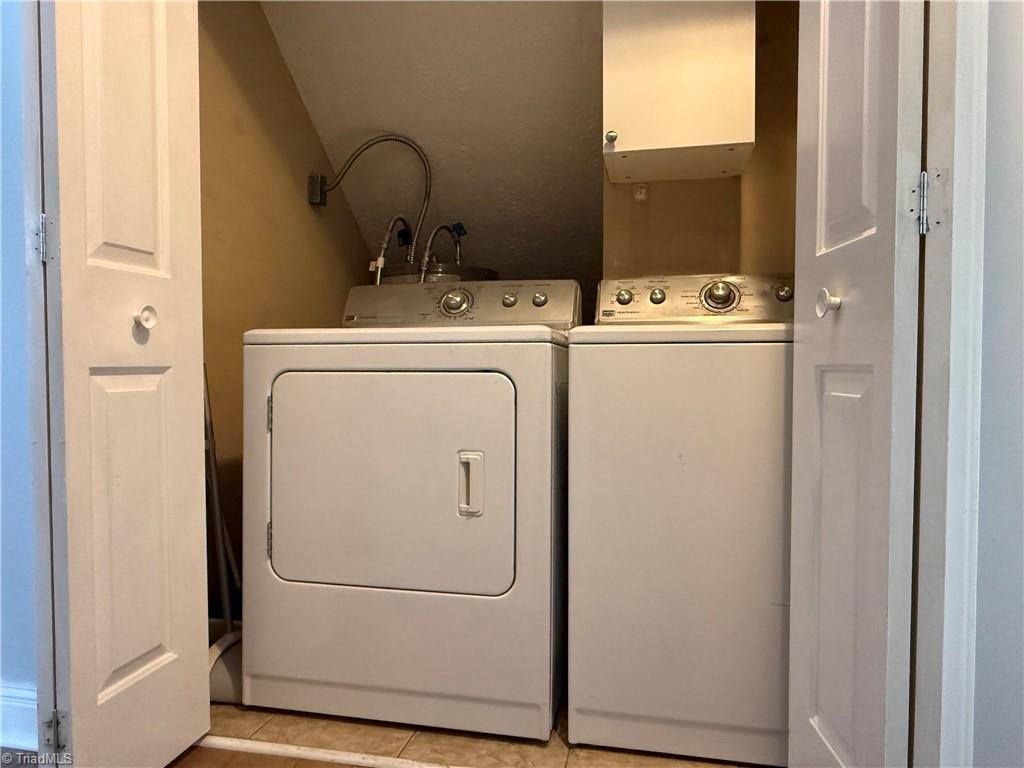 108 King Arthur Drive Property Photo 23
