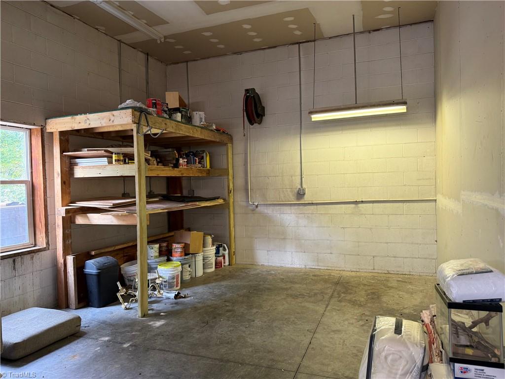 108 King Arthur Drive Property Photo 35