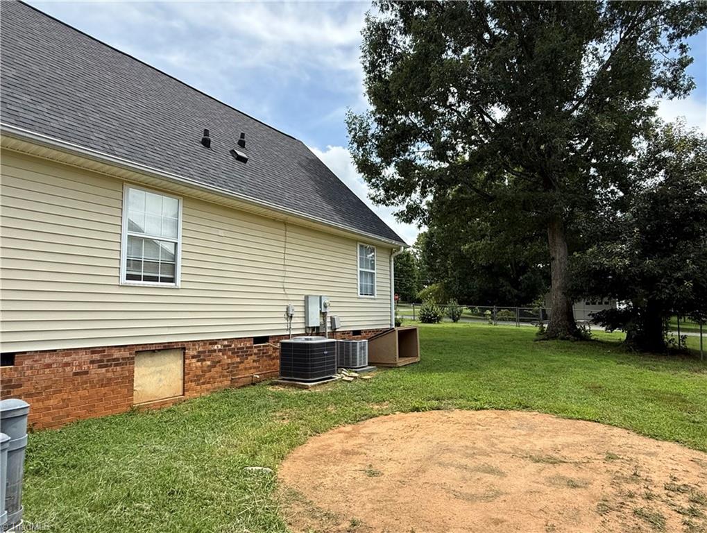 108 King Arthur Drive Property Photo 41