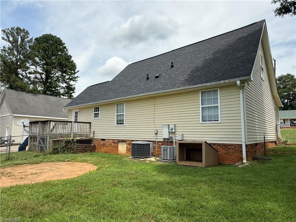 108 King Arthur Drive Property Photo 42