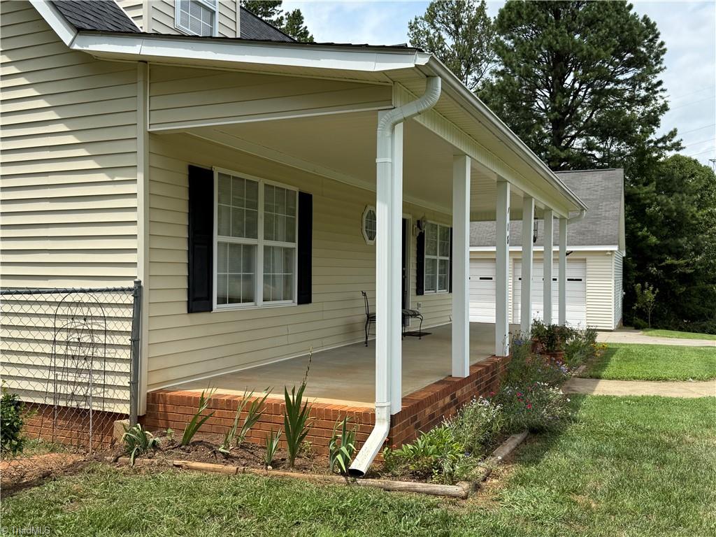 108 King Arthur Drive Property Photo 45