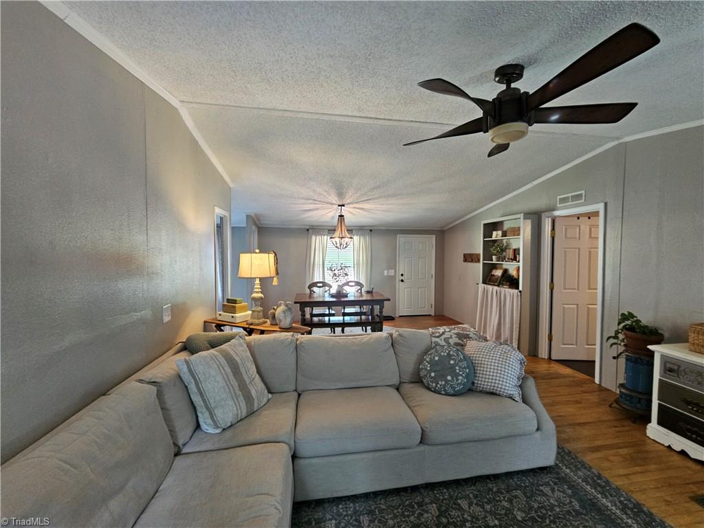 89 Sugar Maple Lane Property Photo 4