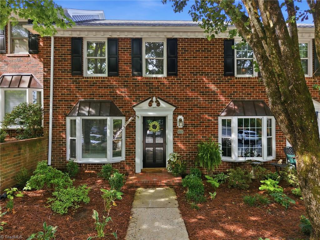 5456 Winters Way Property Photo 1