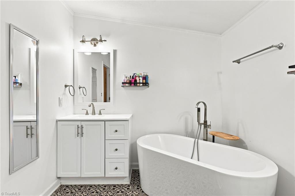 155 Coryland Drive Property Photo 17