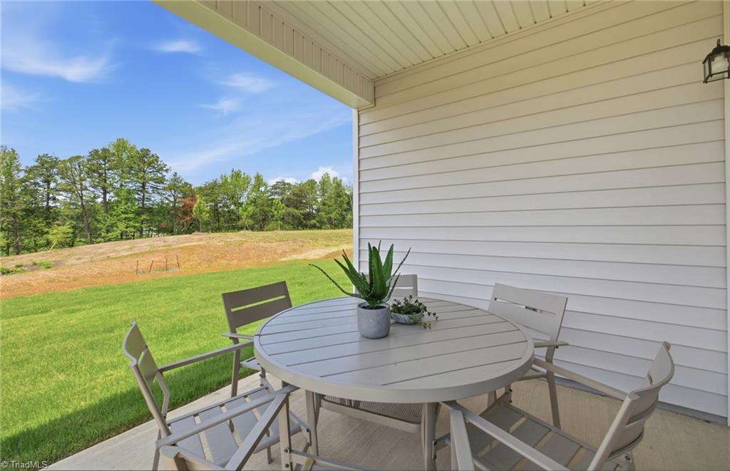411 Chesney Place Property Photo 27