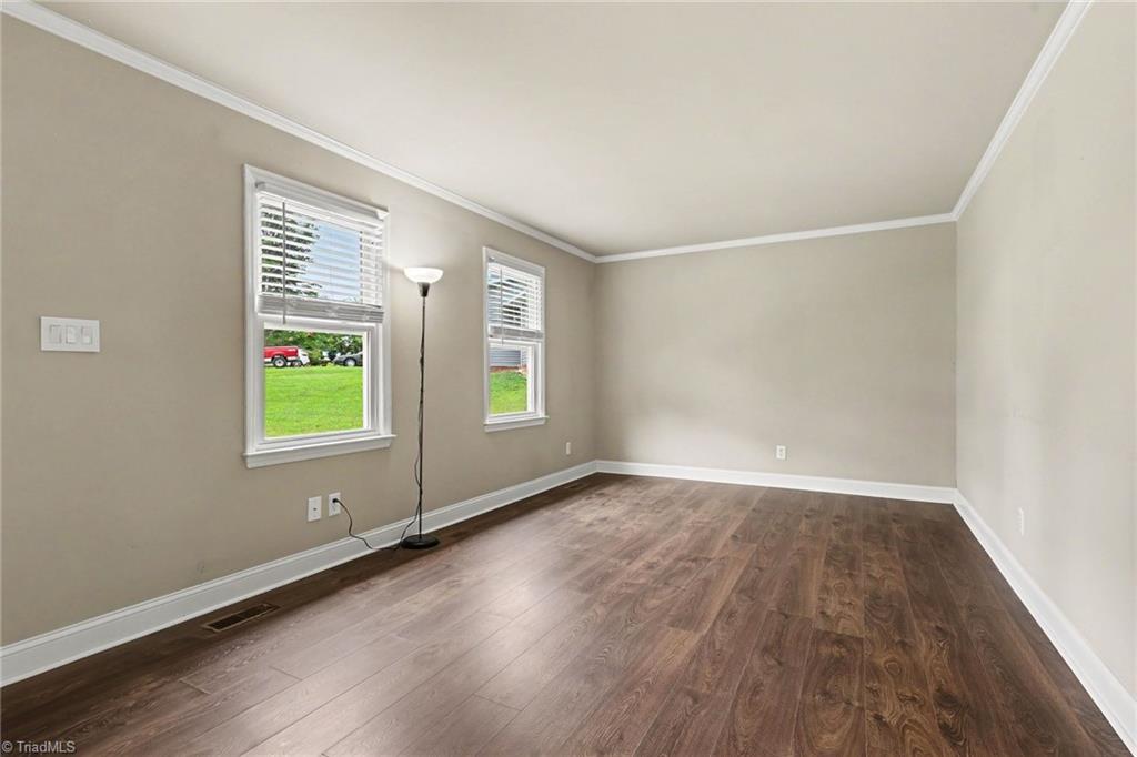 225 Meadow Trail Property Photo 4