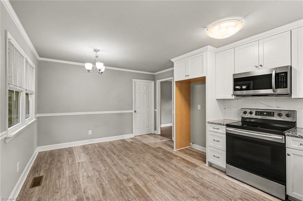 225 Meadow Trail Property Photo 8