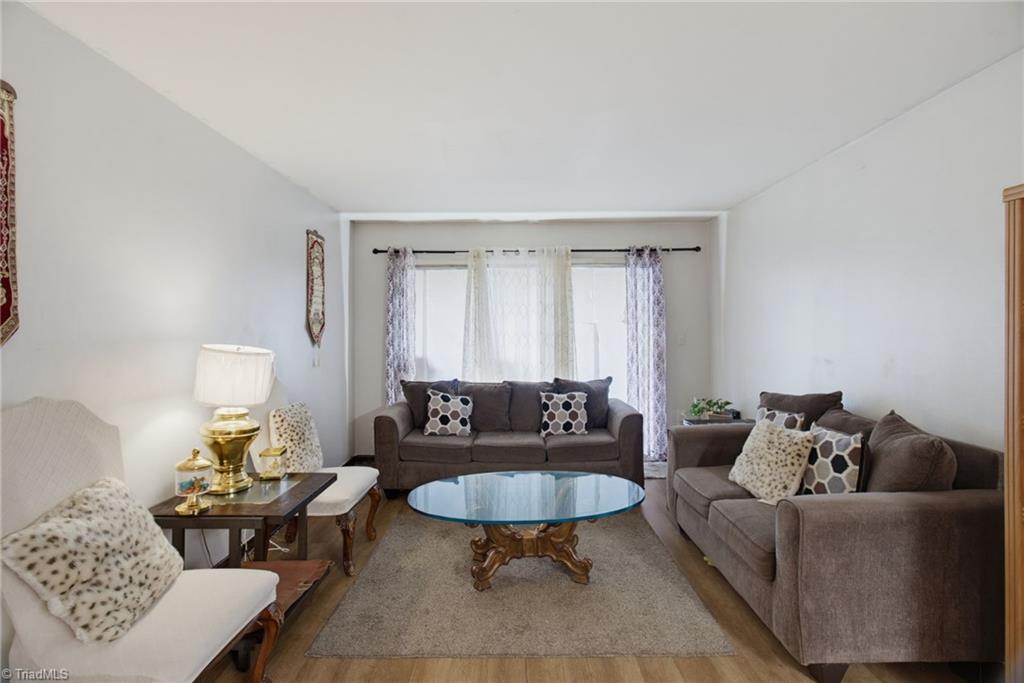 2829 N Ohenry Boulevard # A Property Photo 4