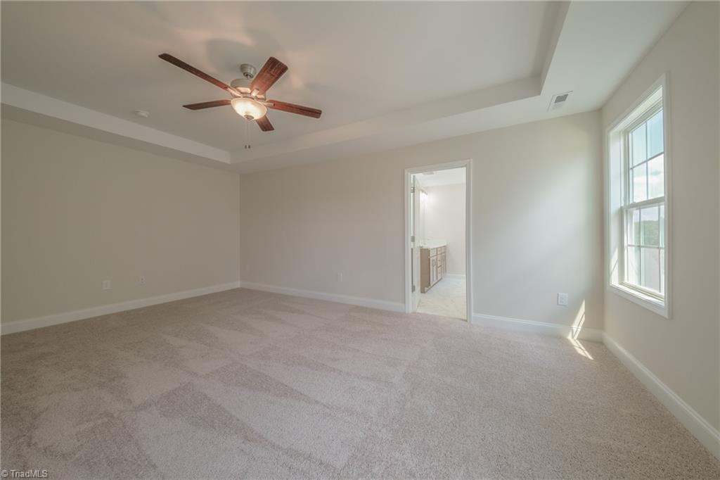 3719 Contimental Square Property Photo 13
