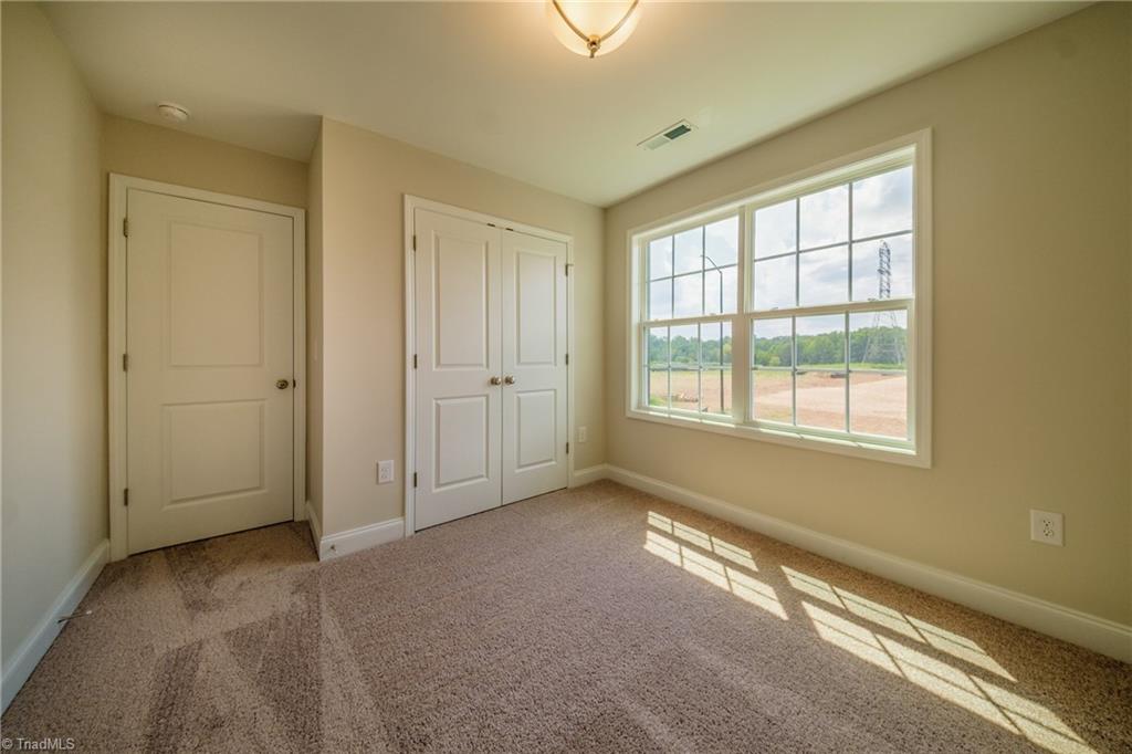 3719 Contimental Square Property Photo 25