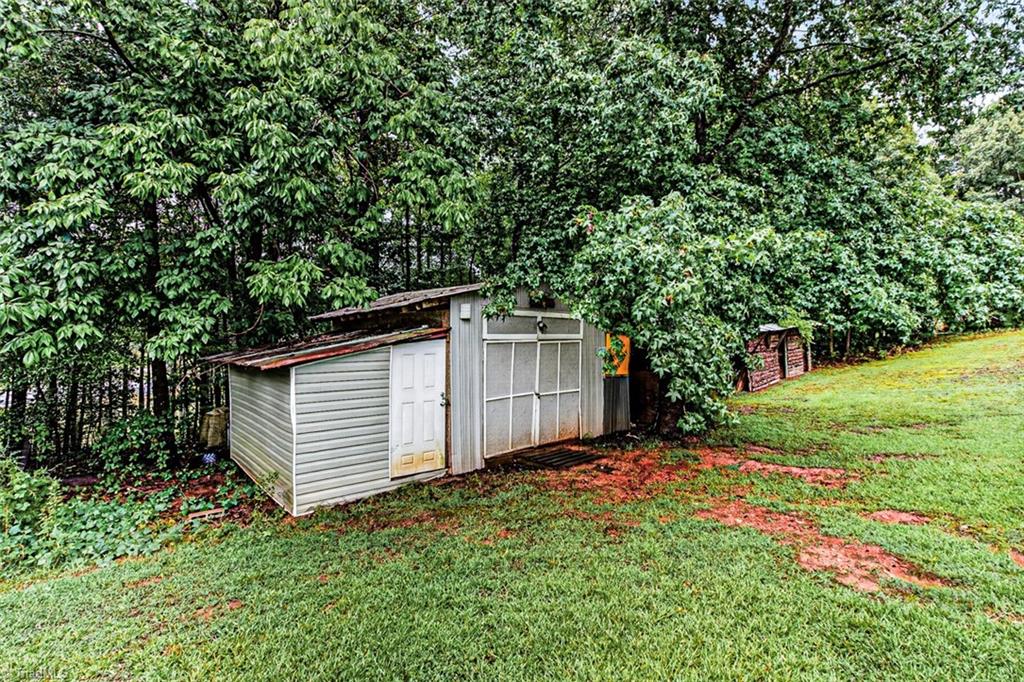 509 Roman Road Property Photo 28