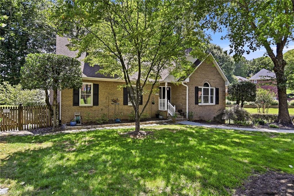 5009 Meadow Hill Court
