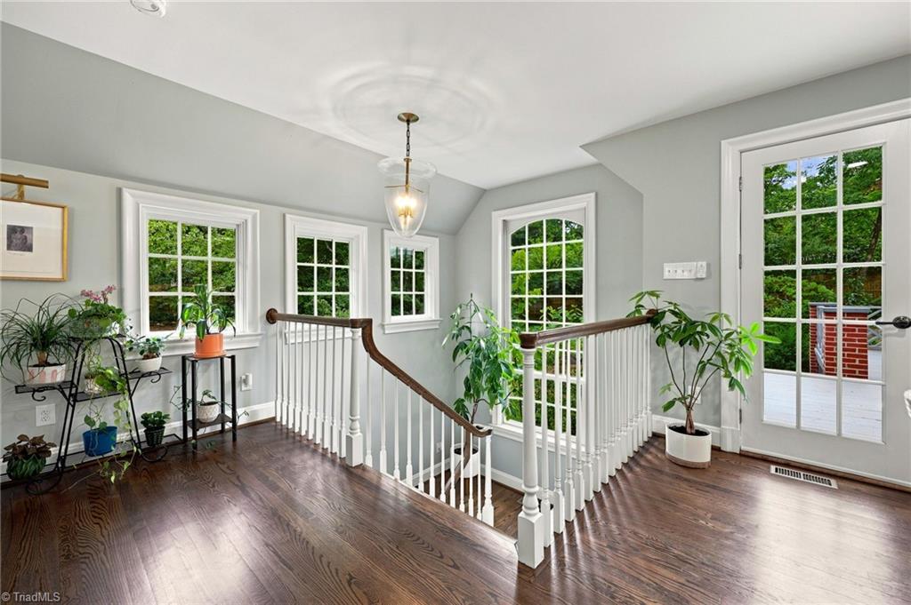 708 Florham Drive Property Photo 24
