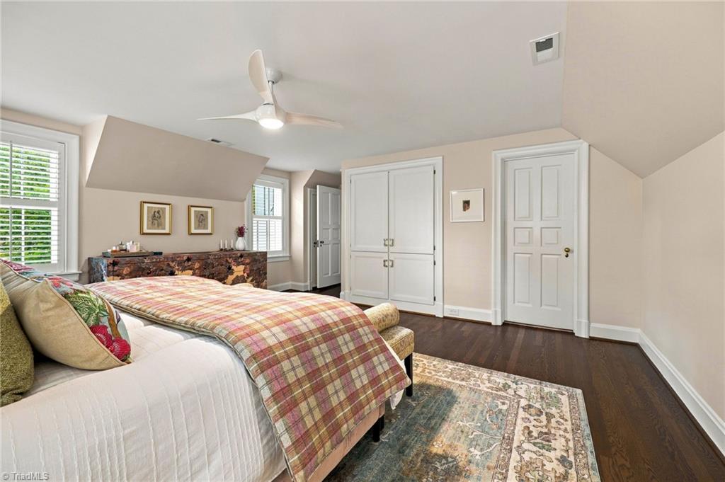 708 Florham Drive Property Photo 27