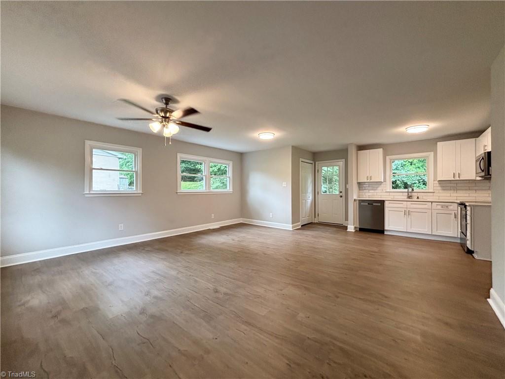 1332 Calvert Drive Property Photo 3
