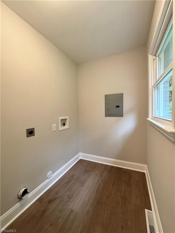 1332 Calvert Drive Property Photo 5