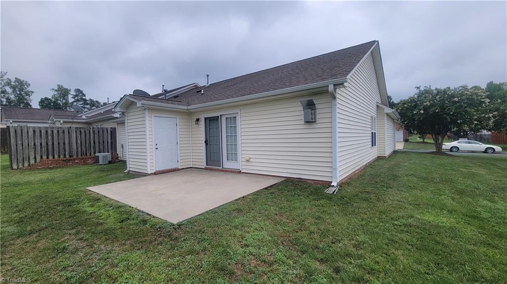1337 Coppergate Trail Property Photo 2