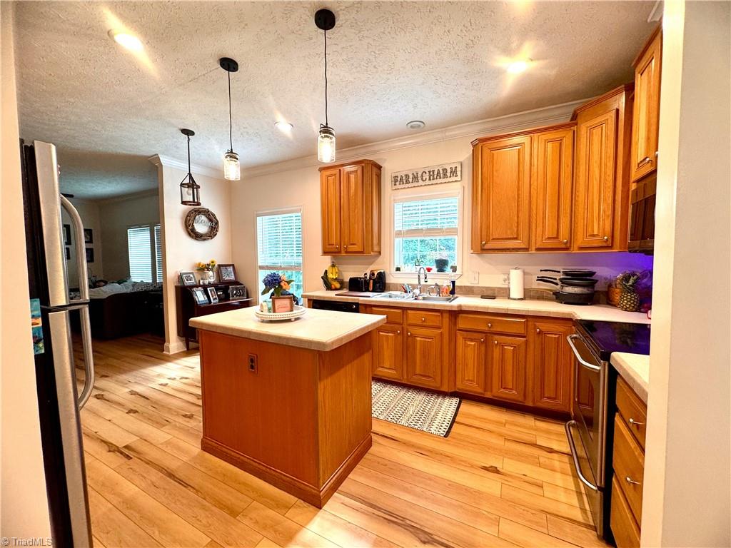 887 Bryan Road Property Photo 14