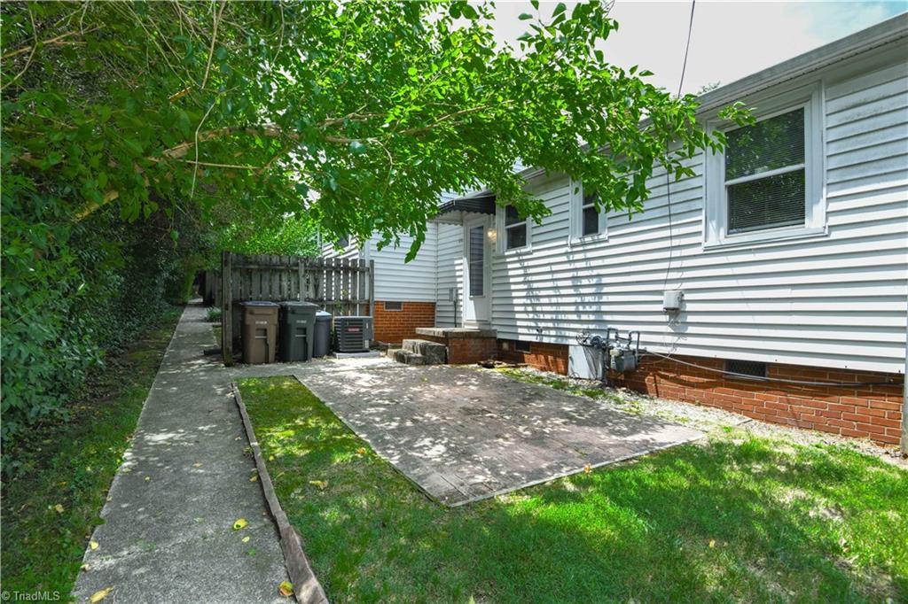 514 Overlook Street Property Photo 14