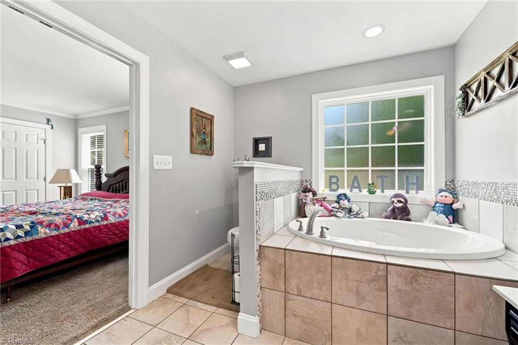 140 Laurel Ridge Court Property Photo 25
