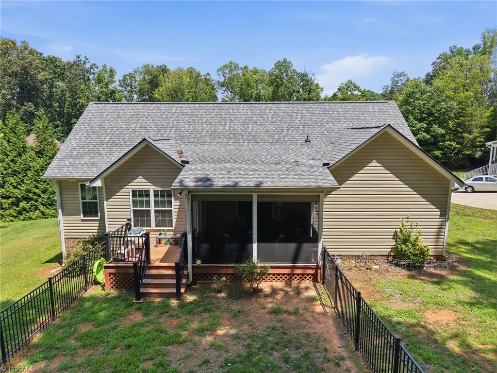140 Laurel Ridge Court Property Photo 29
