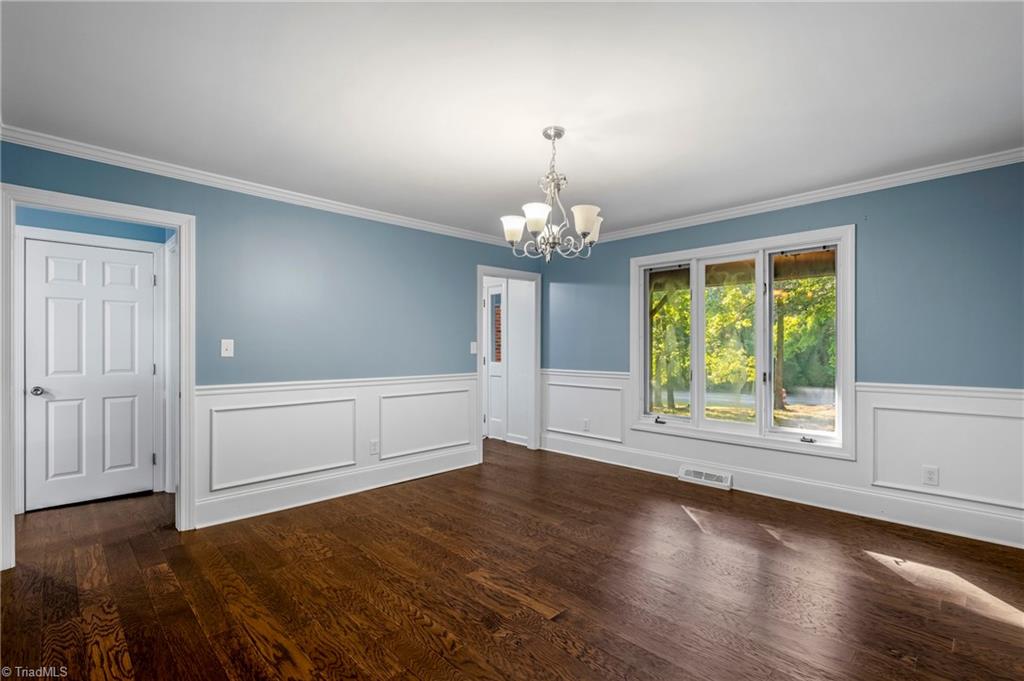 4103 Oak Hollow Drive Property Photo 8