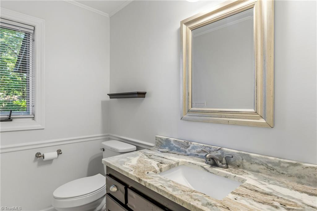 4103 Oak Hollow Drive Property Photo 21