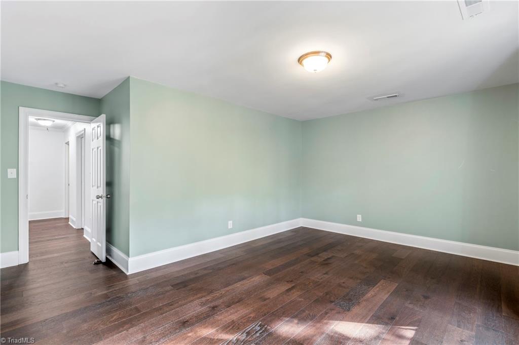 4103 Oak Hollow Drive Property Photo 33