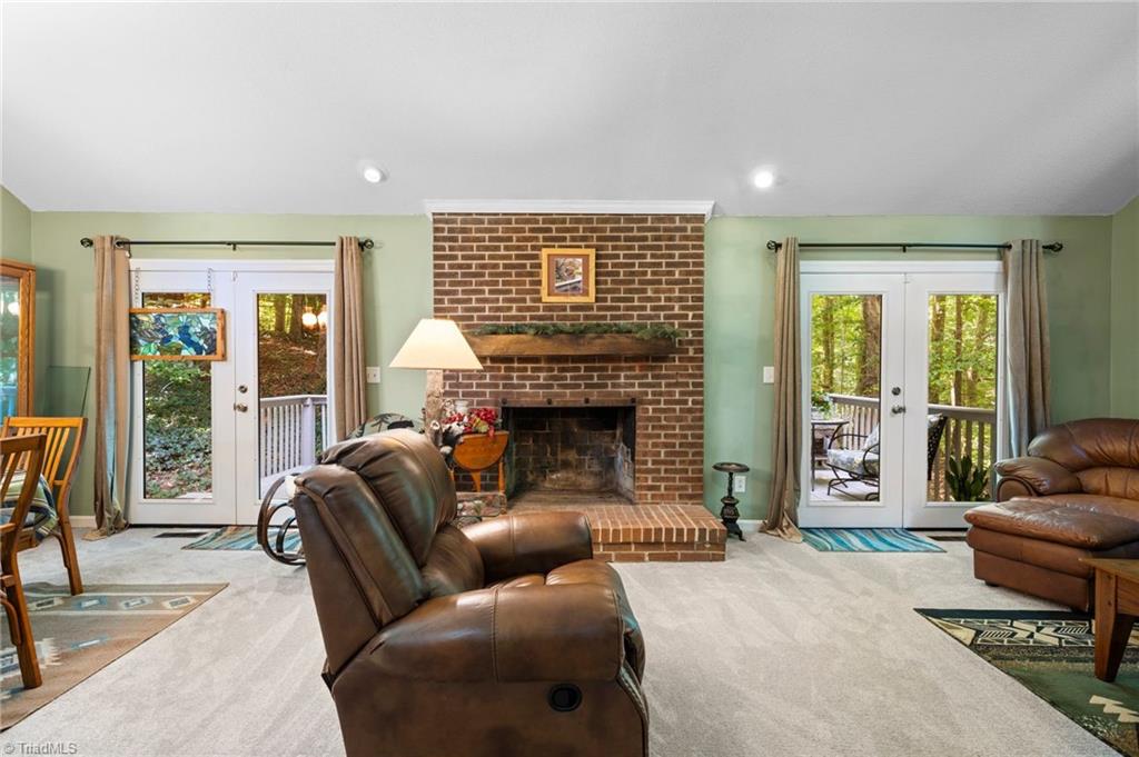 8054 Deverow Court Property Photo 22