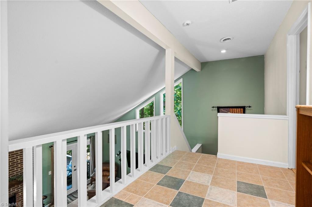 8054 Deverow Court Property Photo 29
