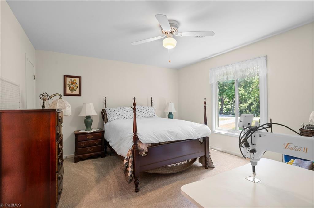 8054 Deverow Court Property Photo 35