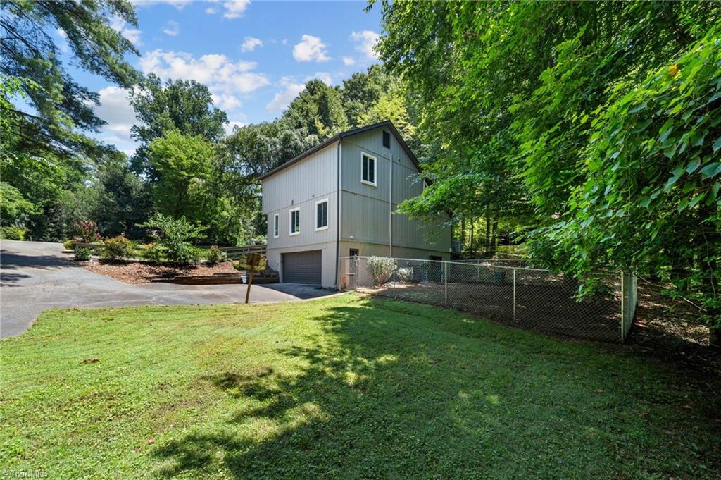 8054 Deverow Court Property Photo 49