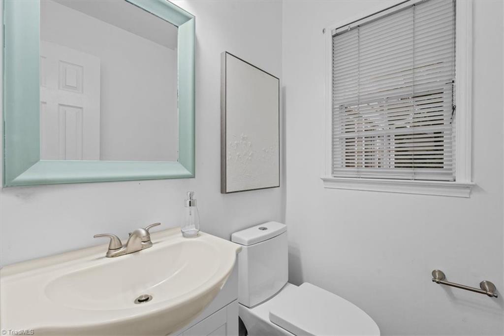903 Fairgreen Road Property Photo 22
