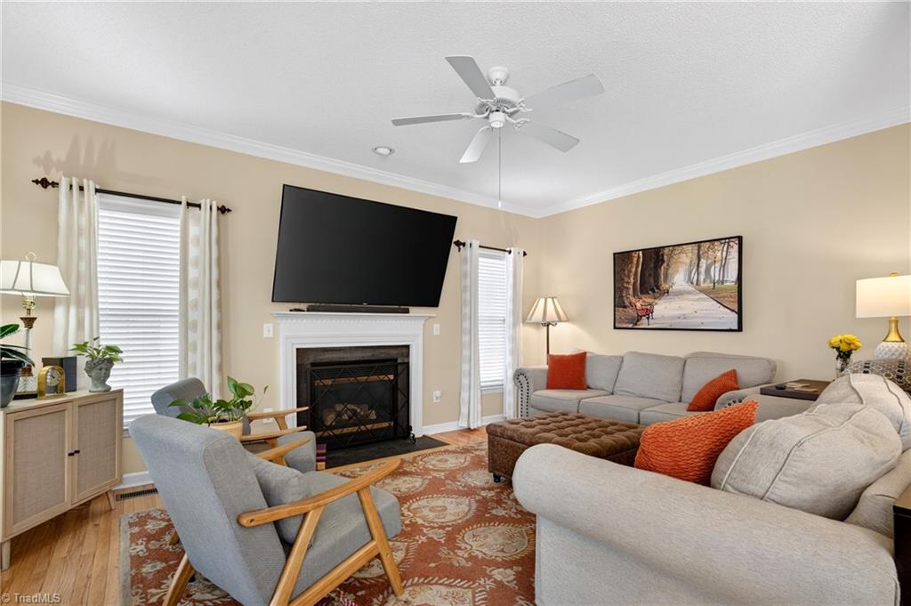 3674 Oak Chase Drive Property Photo 24